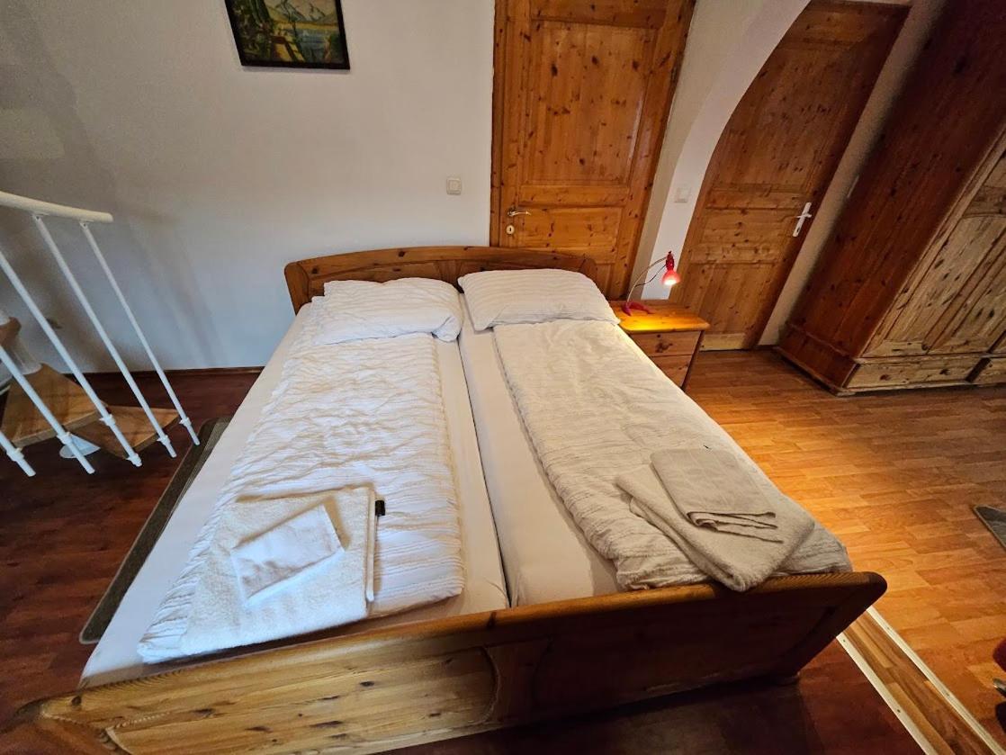 Pension Donaublick Grein 2 In Stifterstrasse19. Apartment Luaran gambar