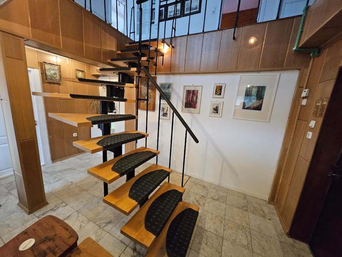 Pension Donaublick Grein 2 In Stifterstrasse19. Apartment Luaran gambar