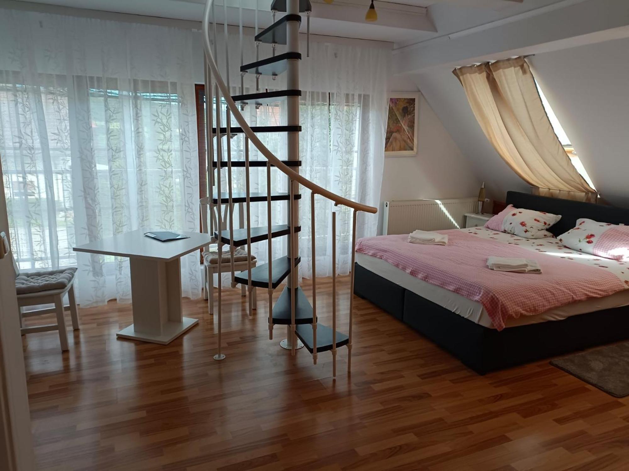 Pension Donaublick Grein 2 In Stifterstrasse19. Apartment Luaran gambar